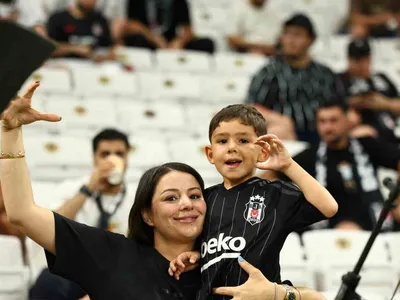 Beşiktaş ve Eyüpspor yeni sezona puanla başladı
