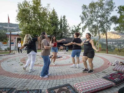 Mersin'deki anne ve çocuk kampında doğa ve dayanışma buluştu