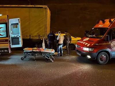 Bolu Dağı Tüneli'nde meydana gelen kazada baba ve oğlu yaralandı