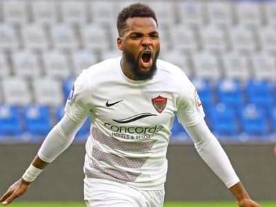 Aaron Boupendza Fenerbahçe'de!