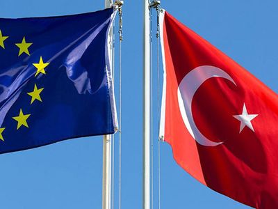 AB ve BM'den Türkiye'ye Övgü Geldi