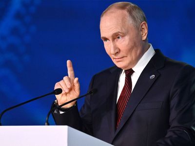 ABD–AB arasındaki Grönland krizine Moskova da dahil oldu: Babanız Trump'ı kışkırtmayın