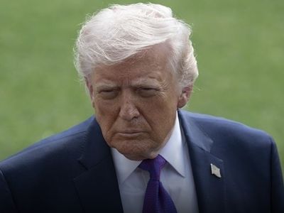 ABD Başkanı Donald Trump, İran’ın ABD’ye gönderdiği hediyeyi açıkladı