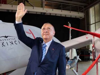 ABD Merkezli Bloomberg Akıncı TİHA'yı Övdü!