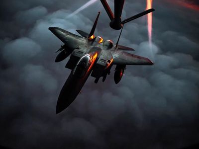 ABD Suriye'yi vurdu! Geniş çaplı operasyon! Peş peşe saldırılar...