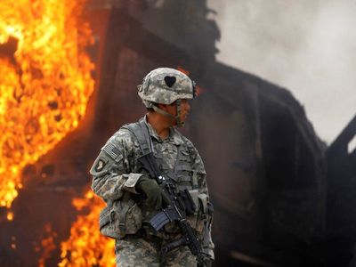 ABD ve NATO Askerleri Afganistan'dan Çekiliyor