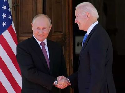 ABD'den ilginç Putin iddiası: Bütün güçlerini Kiev'den çekmedi