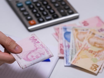 Acil kredi çekenler 90 gün sonra ödemeye başlayacak! Sadece emekliler faydalanabilecek