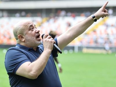 Adana Demirspor'da Başkan Murat Sancak takımdan ayrılacak olan isimlerin yerine en iyilerini getireceklerini söyledi