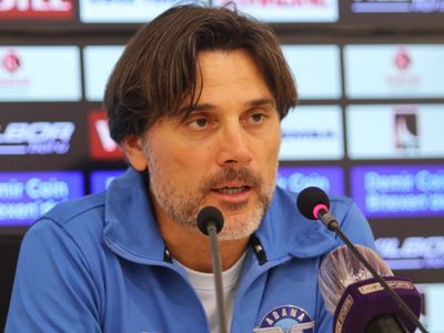 Adana Demirspor'da Vincenzo Montella, Galatasaray karşısında galibiyeti kaçırdıklarını açıkladı! Yunus Akgün'ün harika bir sezon geçirdiğini gelişimi için takımda kalabileceğini söyledi