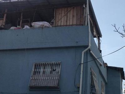 Adana'da Balkondan Düşen Hamile Kadın Hayatını Kaybetti