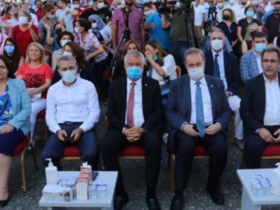 Adana'da CHP'lilerin Hizmet Şovu! Faik Öztrak'ın Temelini Attığı Projenin Üstü Toprakla Kapatıldı