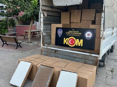 Adana'da Kaçak Makaron Operasyonu