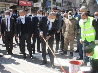 Adıyaman Belediyesi Yayalar İçin Kırmızı Çizgiyi Çekti