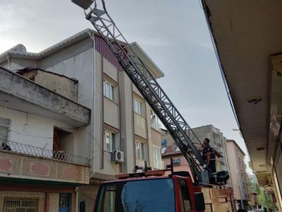 Adıyaman’da Mahsur Kalan Kuşlara İtfaiye Ekipleri Yetişti