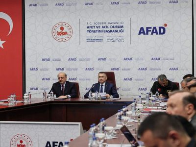 AFAD Merkezi'nde kritik toplantı: Risk değerlendirmeleri ve çalışmalar üzerinde duruldu