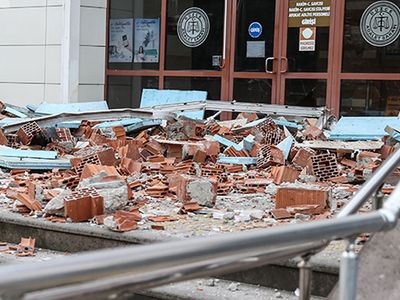 AFAD’dan son dakika açıklaması: En büyüğü 4.3 olmak üzere 74 artçı yaşandı