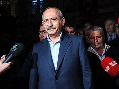 Afgan Mülteciler CHP Çanakkale İl Binasında Çalıştırılıyor!