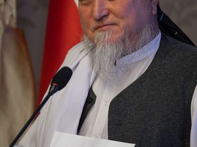 Afganistan'da "İşgalin Sona Ermesi ve Zafer Günü" Kutlaması