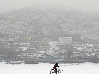 Afganistan’da soğuk hava faciası: 60 kişi hayatını kaybetti