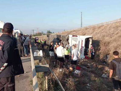 Afyonkarahisar'da korkunç kaza: Çok sayıda ölü ve yaralı var