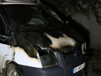 Ağabeyinin Kamyonetine Yanıcı Madde Dökerek Ateşe Verdi