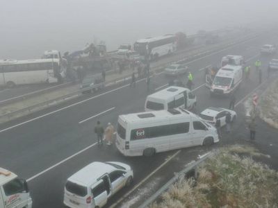 Ağrı’da zincirleme kaza: Çok sayıda yaralı var
