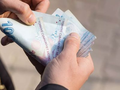 Aile ve Sosyal Hizmetler Bakanı Açıkladı: Ocak Ayı Yaşlı ve Engelli Aylıkları Hesaplara Yatırılmaya Başladı