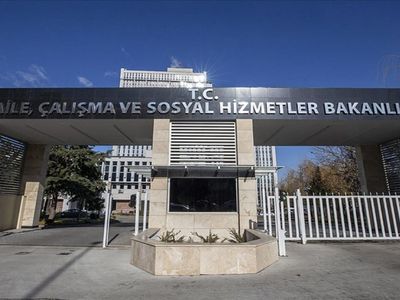 Aile ve Sosyal Hizmetler Bakanı'ndan açıklama: Çok üzgün olduğumu ifade etmem lazım!