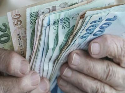 Aile ve Sosyal Hizmetler Bakanlığı duyurdu: Yaşlı ve engelli aylıkları hesaplara yatırıldı