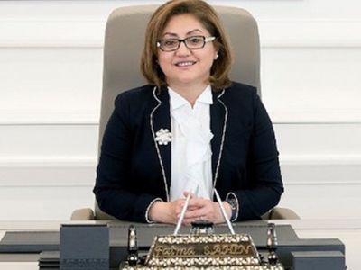 AK Parti Gaziantep Belediye Başkanı adayı Fatma Şahin kimdir? Fatma Şahin nereli, kaç yaşında ve hangi görevlerde bulundu? Fatma Şahin hayatı ve biyografisi