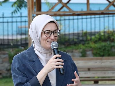AK Parti Genel Başkan Yardımcısı Uygur, Yozgat'ta Şehit Aileleriyle Buluştu