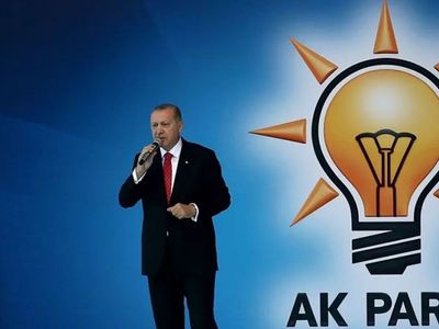 Ak Parti İzmir ilçe adaylarını Cumhurbaşkanı Erdoğan açıkladı: İşte İzmir'den aday gösterilen isimler