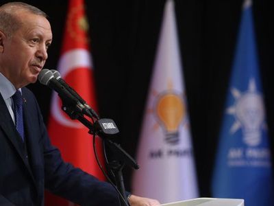 AK Parti Kongresi Öncesi Canlı Yayında 'Değişiklik' Açıklaması