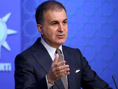 AK Parti Sözcüsü Ömer Çelik Açıklamalarda Bulunuyor