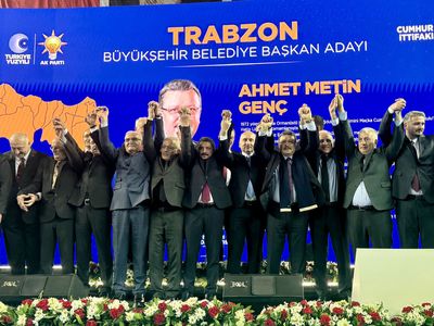 AK Parti Trabzon ilçe belediye başkan adaylarını açıkladı! Cumhurbaşkanı Erdoğan’dan mesaj: Trabzon şahlanacak!