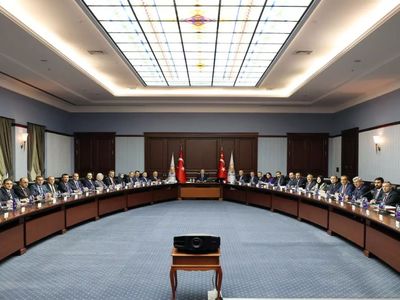 AK Parti’de MYK toplanıyor: Yeni yol haritası belli oluyor