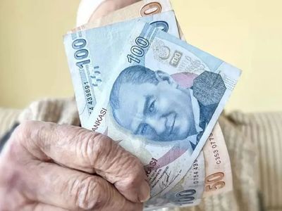 AK Parti’den açıklama geldi: Emekli maaşı için yeni sistem mi geliyor?