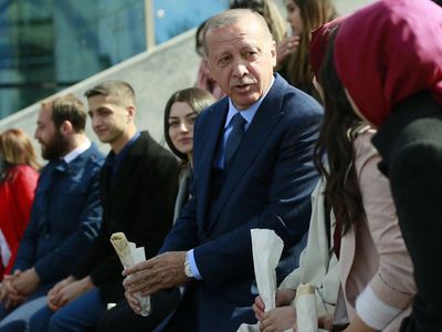 AK Parti'den Z Kuşağı Hamlesi! Başkan Erdoğan Gençlerle Buluşuyor