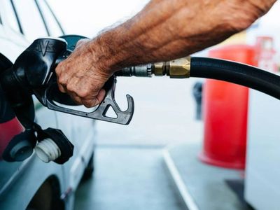 Akaryakıt fiyatları bugün ne kadar? Benzin ve motorine zam geldi mi? 16 Ekim 2023 güncel akaryakıt fiyatları