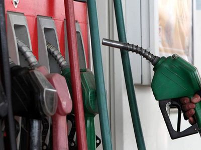 Akaryakıt fiyatları güncellendi: Gece yarısından itibaren geçerli olacak