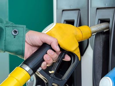 Akaryakıt fiyatlarında büyük değişim: Petrolün yükselişi durdu! 2 Mayıs 2024 güncel akaryakıt fiyatları