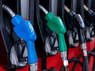 Akaryakıt fiyatlarında indirim rüzgarı: Benzinden sonra sıra motorinde (23 Ağustos 2024 güncel akaryakıt fiyatları)