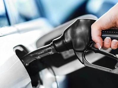 Akaryakıt fiyatlarında şok eden gelişme: Benzine yeniden indirim geliyor! 29 Ağustos 2022 güncel akaryakıt fiyatları