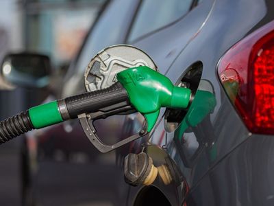 Akaryakıt fiyatlarında son durum: 27 Nisan 2024 benzin ve motorin fiyatları kaç TL oldu? İndirim veya zam var mı?