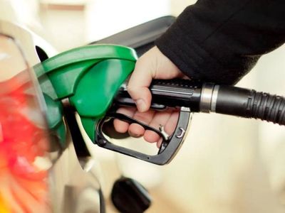Akaryakıt fiyatlarından sevindiren gelişme: Motorin indirimi yarın pompaya yansıyacak! 12 Kasım 2023 akaryakıt fiyatları