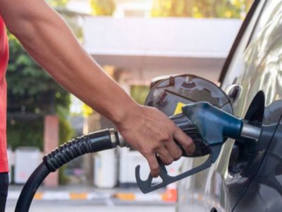 Akaryakıt istasyonlarında tabelalar değişti: Gelen indirim sonrası güncel fiyatlar!
