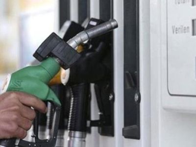 Akaryakıta bomba indirim! Benzin ve Motorin fiyatlarında sevindiren haber geldi