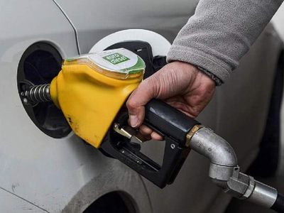 Akaryakıta bugün zam var mı? Benzin ve motorine indirim geldi mi? 24 Ocak Salı akaryakıt fiyatları