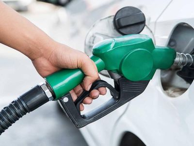 Akaryakıtta indirim sevinci kursakta kaldı: Motorin zammı bugün pompaya yansıdı